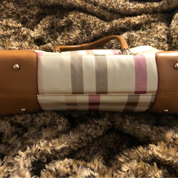 Polo Purse Fashionable & Classy, New/ Mint Condition inside and out. Beautiful! - Picture 5 of 6